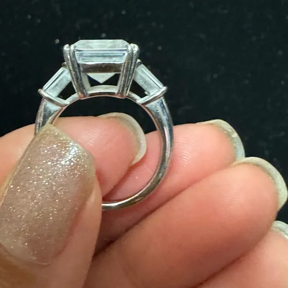 5ct CZ engagement ring - Picture 3 of 4